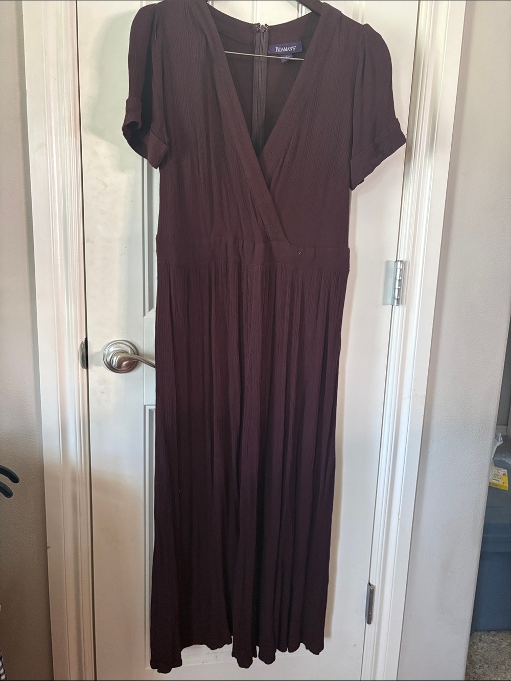 Nordstrom Dark Brown Short Sleeve V-Neck Maxi Dress
